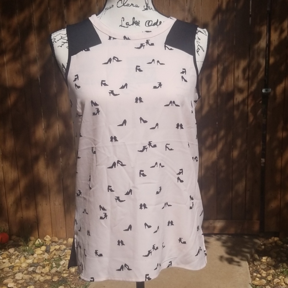 NWT RW & Co sleeveless top XS